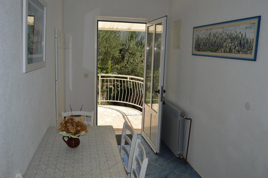 Apartments Majstrovic Zivogosce Luaran gambar