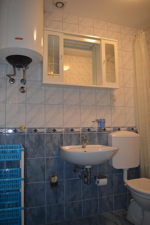 Apartments Majstrovic Zivogosce Luaran gambar