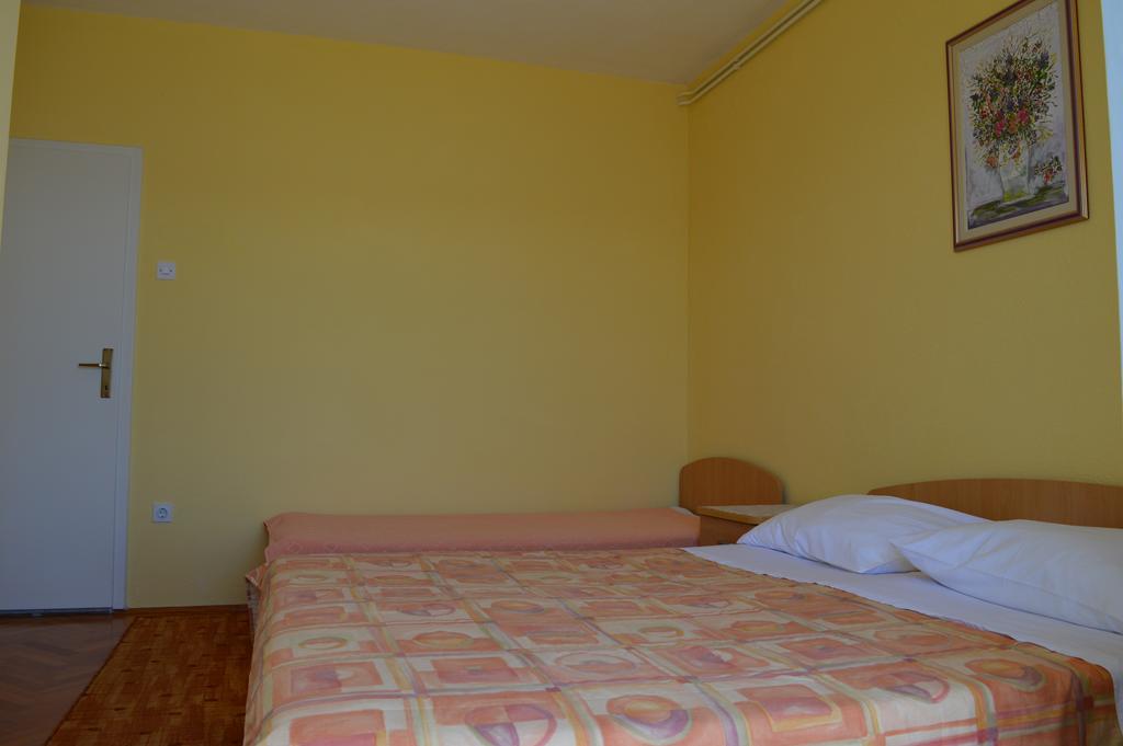 Apartments Majstrovic Zivogosce Luaran gambar
