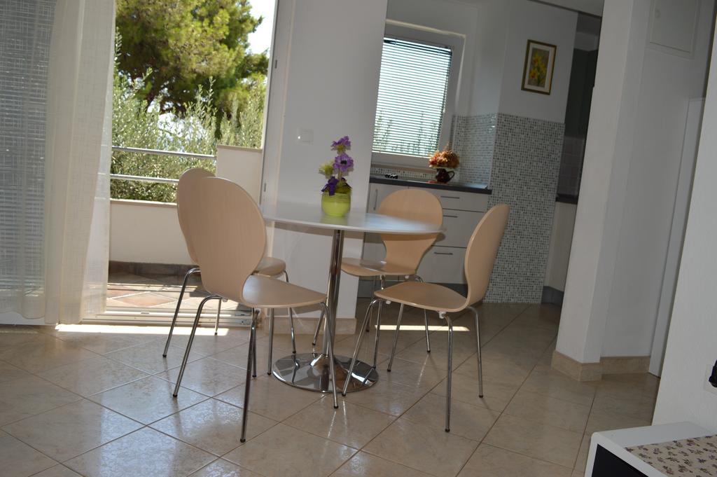 Apartments Majstrovic Zivogosce Luaran gambar