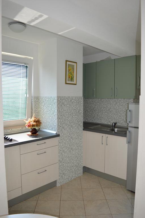 Apartments Majstrovic Zivogosce Luaran gambar
