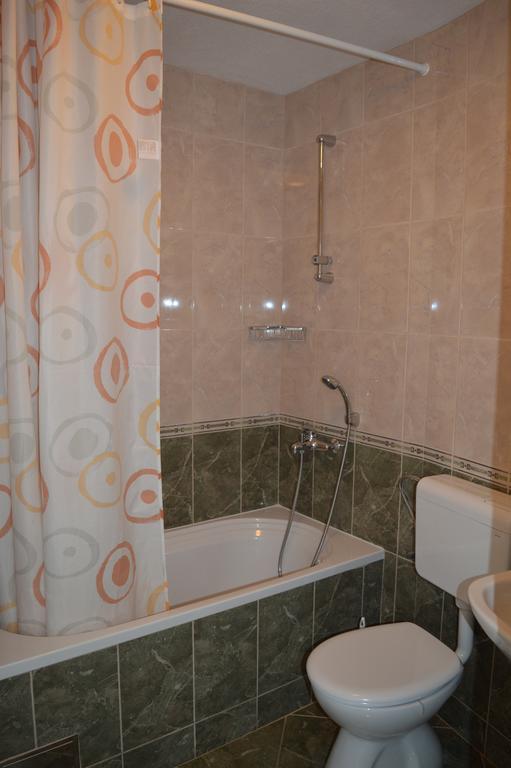 Apartments Majstrovic Zivogosce Luaran gambar