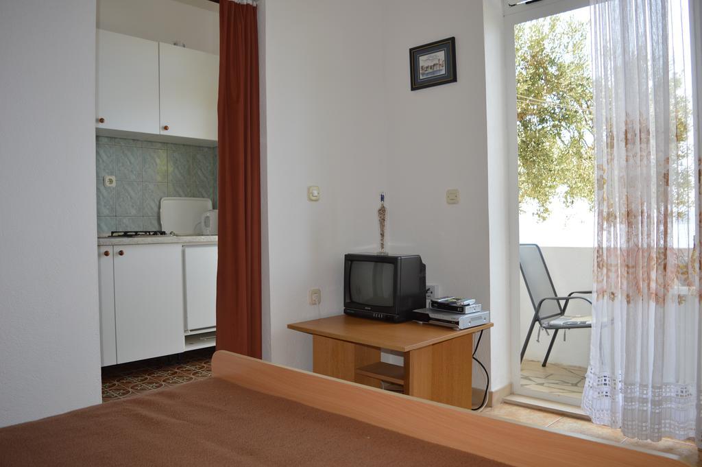 Apartments Majstrovic Zivogosce Luaran gambar