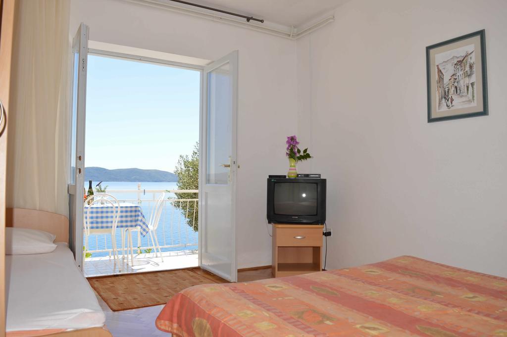 Apartments Majstrovic Zivogosce Luaran gambar