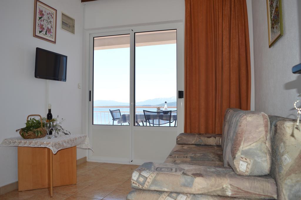 Apartments Majstrovic Zivogosce Luaran gambar
